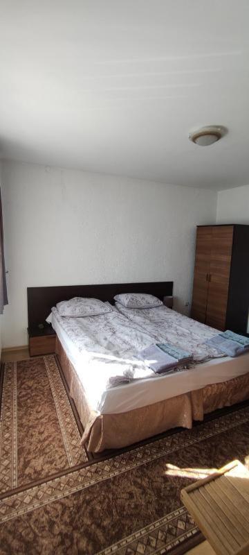 Djolevi Guesthouse Dobrinishte Dış mekan fotoğraf
