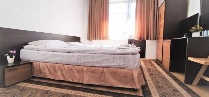 Djolevi Guesthouse Dobrinishte Dış mekan fotoğraf